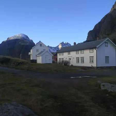 Villa House With Amazing View & Location In Tind Sørvågen Exterior foto