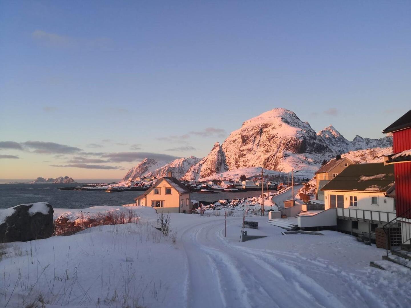 House With Amazing View & Location In Tind Ferienhaus Sørvågen